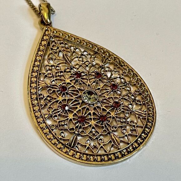 Vintage large gold & crystal pendant on chain - Picture 2 of 4